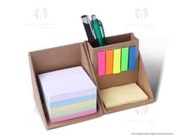 Bloco de anotações cubo - 01 para suas anotações diárias. Feito com material resistente de papelão e embalagem segura para