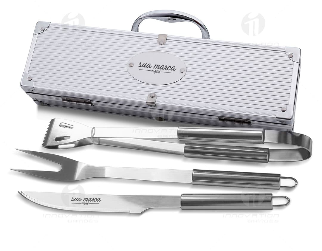 Kit churrasco - 17: Conjunto de churrasco completo em aço inoxidável, perfeito para seu evento corporativo ou brinde de