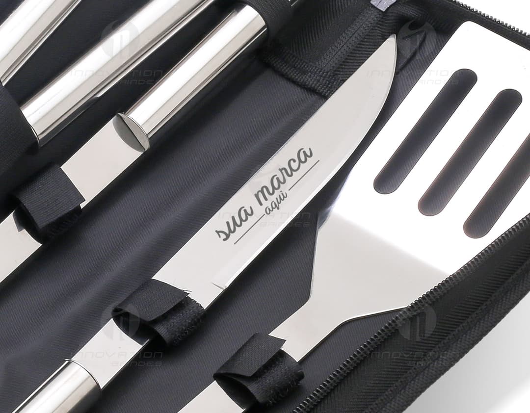 Kit Churrasco - 26 peças: conjunto completo para seus churrascos em família ou com amigos. Tenha tudo o que precisa em um só