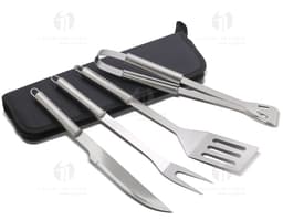 Kit Churrasco - 26 peças para os amantes de música e churrasco! Aproveite o melhor dos dois mundos com esse conjunto completo