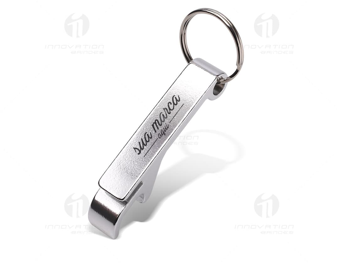 Chaveiro de Metal Abridor - Acessório versátil e prático para seu dia a dia. Feito em metal resistente, este chaveiro combina