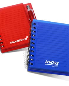 Bloco de anotações plástico - 07: Ideal para o seu escritório ou estudos! Com design moderno e espaço para suas anotações, é perfeito para organizar suas tarefas diárias. Tenha sempre à mão o que precisa com esse equipamento de papelaria prático e funcional. Adquira já o seu!