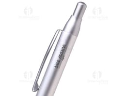 Lapiseira de metal elegante para sua escrita impecável. Perfeita para uso no escritório ou em casa. Design sofisticado em