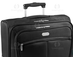 Maleta de viaje elegante y práctica, perfecta para profesionales modernos y ejecutivos. Hecha en cuero negro de alta calidad