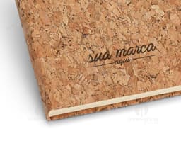 Bloco de Anotações em Cortiça - Ideal para sua rotina de trabalho ou estudos! Feito com material isolante, possui um design