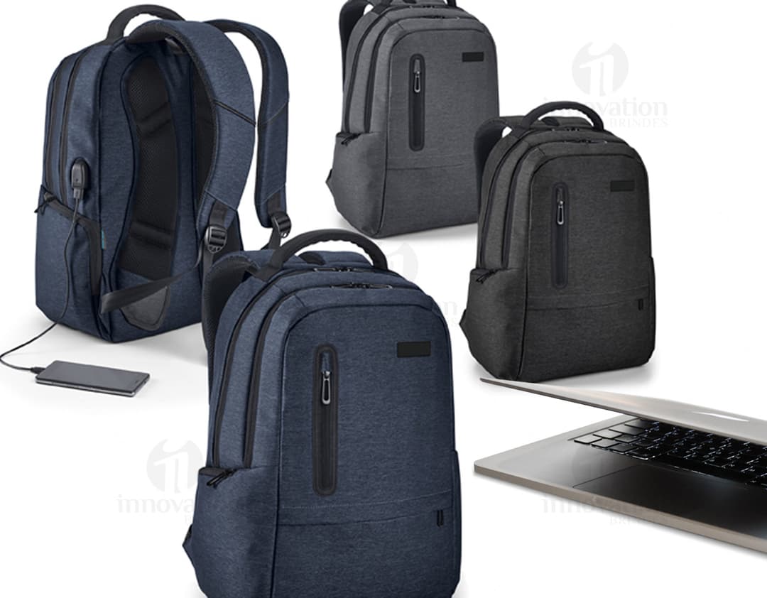 Mochila de couro preto moderna para sucesso empresarial e viagens. Com muito espaço de armazenamento, alças confortáveis e