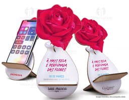 MDF cell phone stand with a romantic design, adorned with roses, hearts, golden ribbons, and leaves. Ideal as a gift for