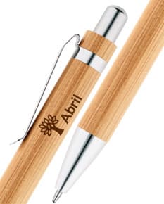Caneta Ecológica - Escreva com estilo e responsabilidade ambiental! Ideal para escrita suave e precisa. Feita de materiais sustentáveis, perfeita para o seu escritório ou estudos. Adquira já a sua!