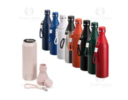 Garrafa térmica de 500ml em plástico transparente, com tampa. Perfeita para armazenar líquidos como água, sucos ou chás.