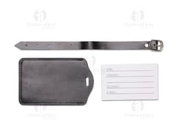 Black luggage identifier made of leather, with a closure and empty interior to insert information. With a compact and durable