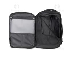 Backpack with Vacuum Compartment and Expander