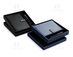 Executive Kit 2 Pieces, consisting of a notebook, external drive, folder, device, computer, keyboard, black equipment