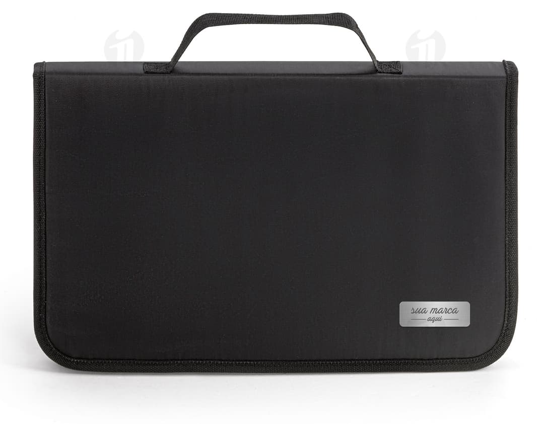 Kit churrasco em maleta de couro sintético com acabamento em alumínio. Perfeito para suas viagens de negócios ou para um