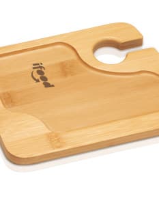 Tábua de madeira para cozinha, ideal para cortar alimentos com praticidade e segurança. Produto em aço inoxidável e acabamento envernizado. Acompanha utensilios para ajudar no preparo das refeições. Perfeita para uso doméstico ou profissional. Adquira já a sua!