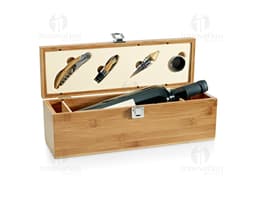 Kit de vino en bambú y zinc que contiene 5 piezas, incluyendo abridor, cortador de lacre, termómetro, tapa y anillo.