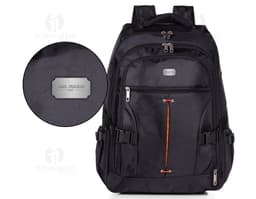 Mochila para notebook com rodinhas em couro preto - Estilo e praticidade para suas viagens e trabalho. Acessório moderno e
