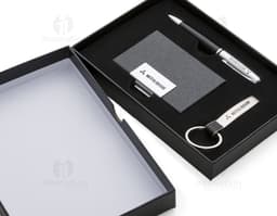 Kit Executivo 3 peças para quem busca praticidade e sofisticação no ambiente de trabalho. Este conjunto acompanha itens