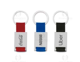 Llavero de metal con un diseño elegante para regalos de empresa y eventos especiales. Ideal para promover su marca con estilo