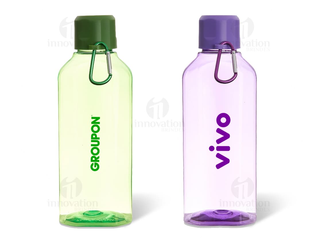 Squeeze Plástico 730ml - Ideal para manter sua hidratação em dia! Perfeito para levar para a academia, trabalho ou passeios