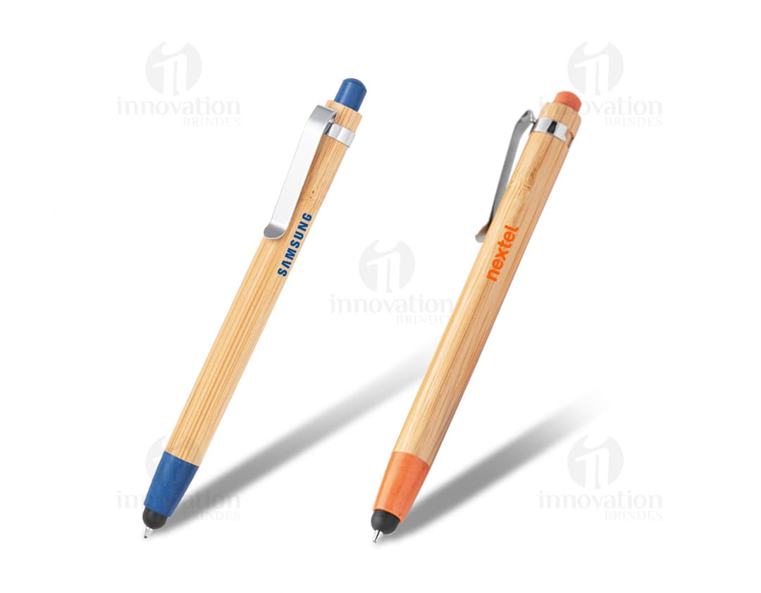 Penna a sfera in bambu - Scopri la nostra collezione di gadget sostenibili per ufficio, con design elegante ed ecologico.