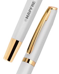 Caneta Roller em Metal de Alta Qualidade para Escrita Suave e Precisa. Ideal para uso no escritório, estudos ou negócios. Garanta já a sua!