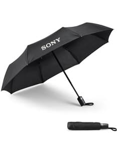 Guarda-chuva dobrável preto - Proteção e estilo em dias de chuva. Ideal para se proteger da água e do vento, além de ser um acessório fashion e funcional. Perfeito para uso pessoal ou promocional. Adquira já o seu!