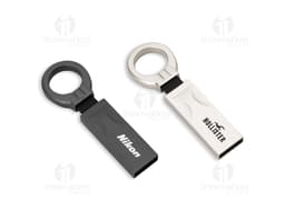 Pen drive de alumínio 16GB, ideal para armazenar seus arquivos com segurança e estilo. Feito em aço inoxidável, com design