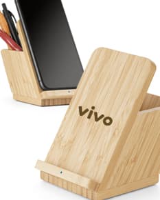 Carregador portátil: Prático e eficiente para acompanhar você em todos os lugares. Conecte-se sem preocupações com este carregador wireless e retro, ideal para uso pessoal ou profissional. Leve, compacto e de fácil transporte, este equipamento de tecnologia de última geração garante energia extra para seus dispositivos. Garanta o seu agora e não fique mais sem bateria!