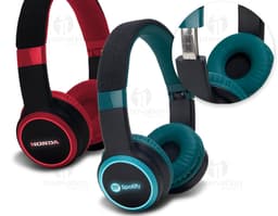 Fone de ouvido Bluetooth com revestimento de couro e luz LED RGB, ideal para ouvir música com alta qualidade de áudio.