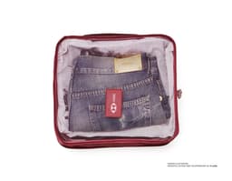 Kit Nécessaire 6 Peças em Couro Preto - Acessório de Viagem Moderno e Elegante. Com design compacto e prático, ideal para