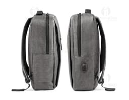 Mochila para notebook em couro marrom vintage. Ideal para viagens de negócios e reuniões. Conforto, estilo e segurança em um