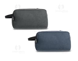 Necessaire preta de couro para armazenar seus equipamentos eletrônicos com segurança. Perfeita para guardar adapter, device