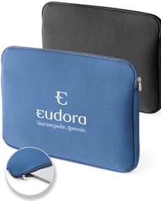 Bolsa para Notebook em Couro Preto - Acessório Moderno para Proteger Seu Dispositivo Eletrônico com Estilo e Elegância. Ideal para Viagens de Negócios e Trabalho no Escritório. Não deixe de conferir! #BolsaParaNotebook #AcessórioDeCouro #ProteçãoElegante