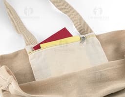 Sturdy paper bag with a modern design for customized promotional products. Ideal for gifts, shopping, and corporate events.