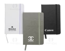High-quality synthetic leather Moleskine, perfect for notes and organization. Measuring 14.4 x 8.8, it is ideal for those