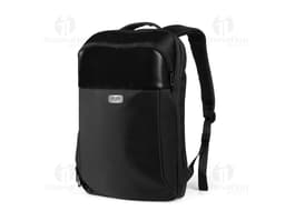 Mochila premium para notebook en cuero negro, con puerto USB integrado. Equipamiento moderno y sofisticado, ideal para viajes