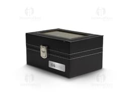Caixa de couro preta contendo relógios, equipamento de gravação, dinheiro e objetos de valor.