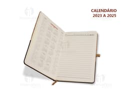 Caderneta A5 de cortiça, perfeita para anotar suas ideias, compromissos e lembretes. Ideal para uso no trabalho, estudos ou