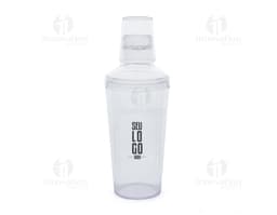 Acrylic shaker 565ml: ensure practicality and quality when preparing your favorite drinks. With a clean design and ideal