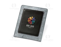 Bolsa de Couro para Tablet – Proteja seu dispositivo com estilo e segurança. Ideal para reuniões de negócios e estudos. Feita