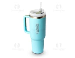 Caneca Térmica de 1,2L: mantenha suas bebidas quentes por horas! Feita com material de alta qualidade, essa caneca é perfeita