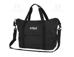 Black leather sports bag with zipper, single strap, and carrying handle. Modern and stylish, ideal for travel and sports.