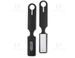 Identificador de equipaje en metal de acero inoxidable, con diseño moderno y práctico. Ideal para identificar su equipaje