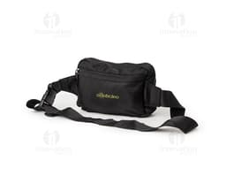 Pochete de Nylon Impermeável preta, moderna e elegante, ideal para viagens ou uso casual. Possui alça ajustável, zíper, bolso