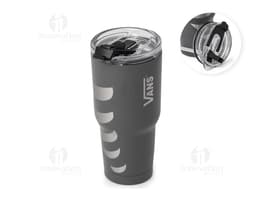 Produto: Copo Térmico Inox 800ml, na cor prata, com tampa e alça ergonômica.