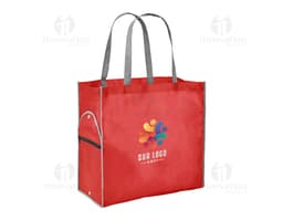 Sacola dobrável em non-woven nas cores verde e branca com alças e logo estampado.