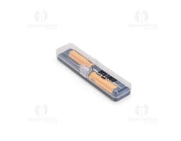 Kit ferramentas 2 peças com chave de fenda e alicate.