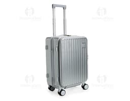 Mala de viagem de 32 litros na cor preta, com rodinhas e alça retrátil. Ideal para viagens curtas e práticas.