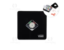 Image of a Poker Set with 100 chips, featuring a modern design in shades of black and silver. The set includes a notebook