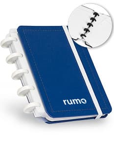 Caderno de disco percalux em prata, design moderno, aberto com papel em branco, teclado, pen drive, equipamento de tecnologia, office, business, education, notebook, 3D, compartimento de escrita, sem pessoas, close-up.